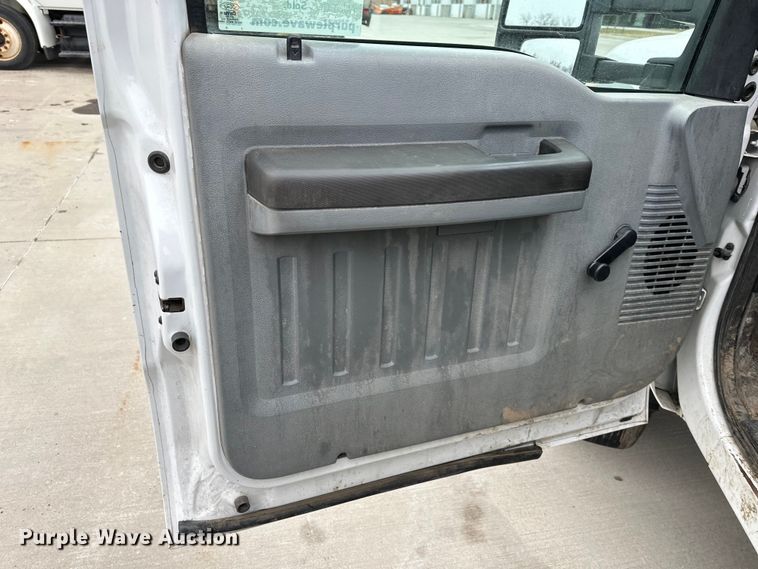 image for item DQ6371 2012 Ford F450 Super Duty XL dump flatbed truck