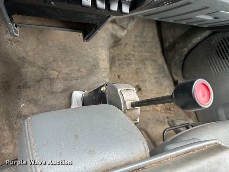 image for item DQ6371 2012 Ford F450 Super Duty XL dump flatbed truck