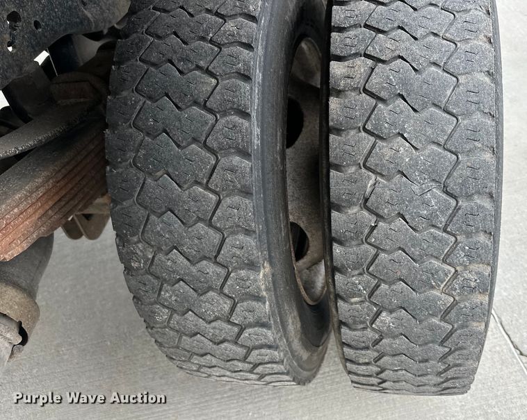 image for item DQ6371 2012 Ford F450 Super Duty XL dump flatbed truck