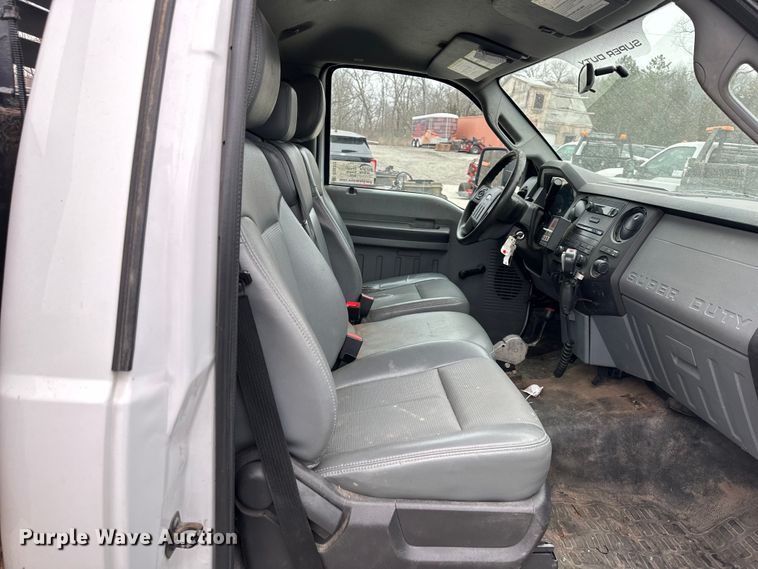 image for item DQ6372 2013 Ford F450 Super Duty XL dump flatbed truck