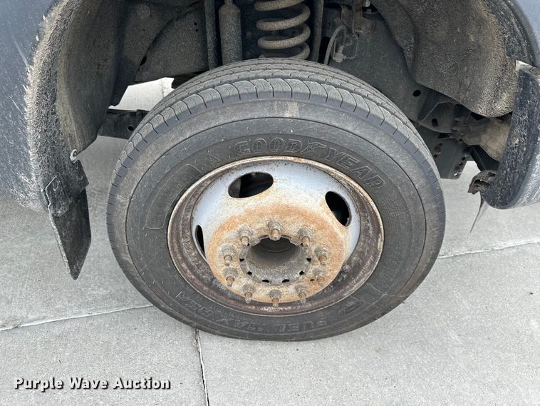 image for item DQ6372 2013 Ford F450 Super Duty XL dump flatbed truck