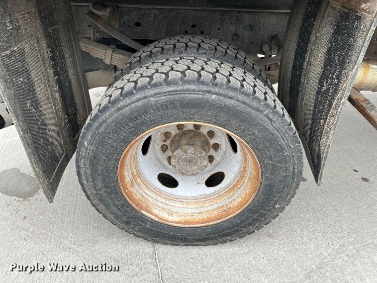 image for item DQ6372 2013 Ford F450 Super Duty XL dump flatbed truck