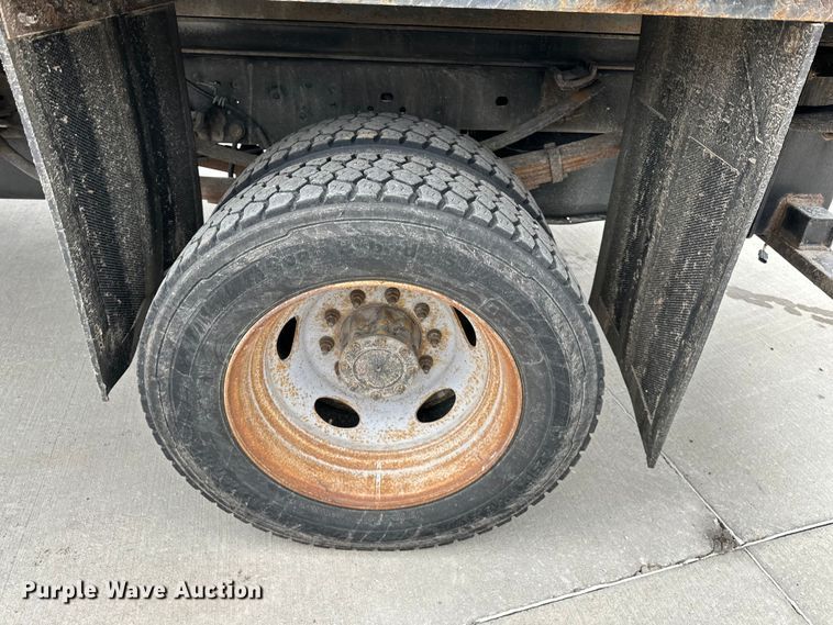 image for item DQ6372 2013 Ford F450 Super Duty XL dump flatbed truck