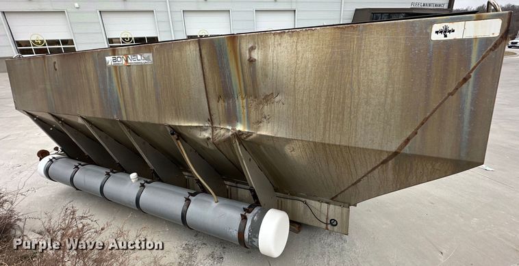 image for item DQ6374 Bonnell  spreader 