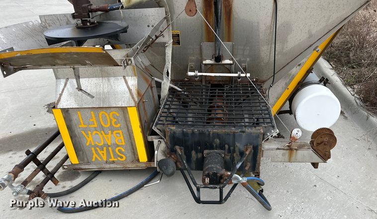 image for item DQ6374 Bonnell  spreader 