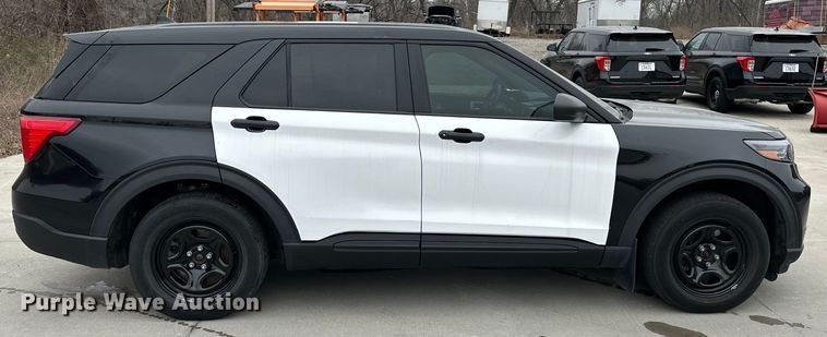 image for item DQ6377 2020 Ford Explorer Police Interceptor  SUV