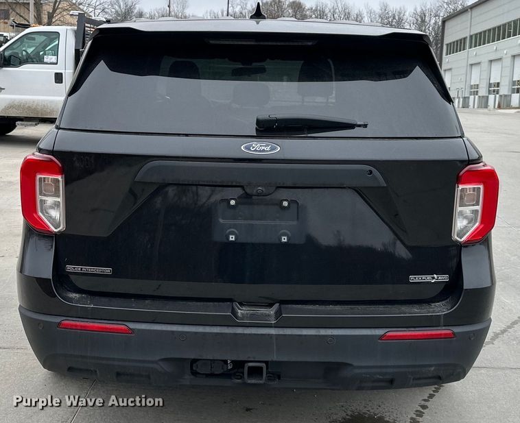 image for item DQ6377 2020 Ford Explorer Police Interceptor  SUV