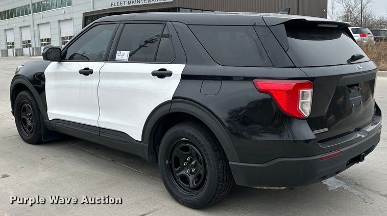 image for item DQ6377 2020 Ford Explorer Police Interceptor  SUV