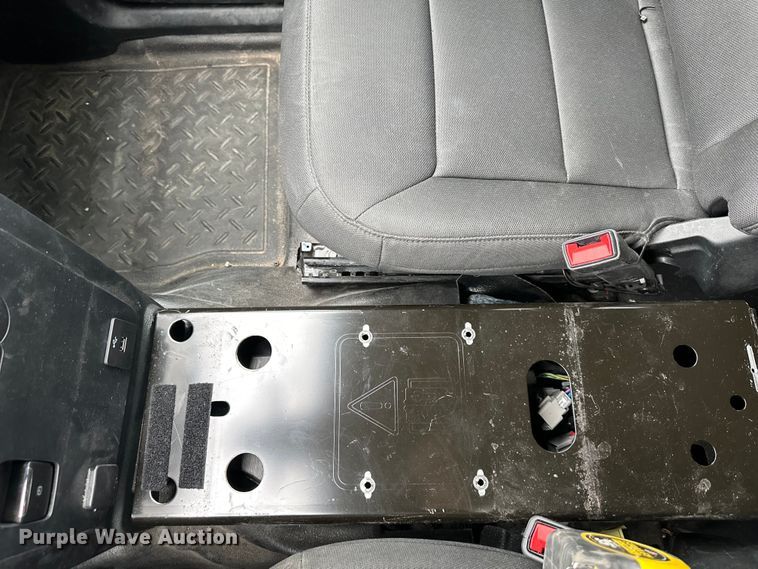 image for item DQ6377 2020 Ford Explorer Police Interceptor  SUV