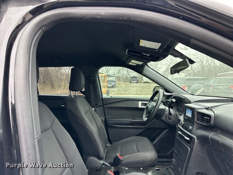 image for item DQ6377 2020 Ford Explorer Police Interceptor  SUV