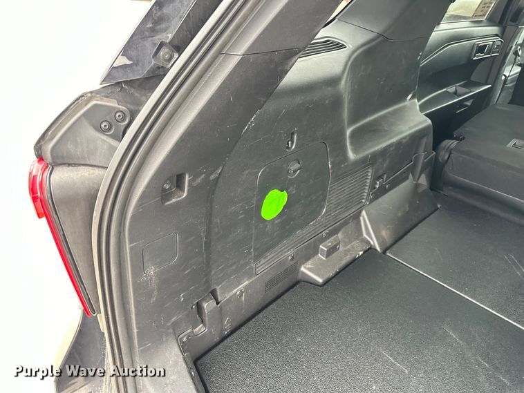 image for item DQ6377 2020 Ford Explorer Police Interceptor  SUV