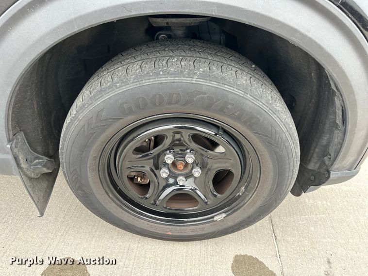 image for item DQ6377 2020 Ford Explorer Police Interceptor  SUV