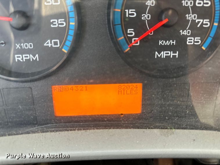 image for item DQ6380 2009 International 7300 dump truck