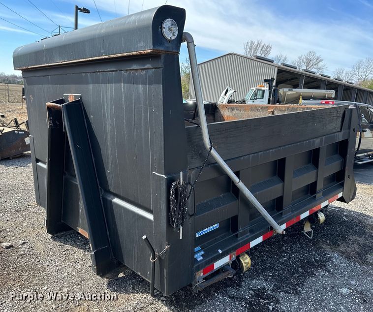 image for item DQ6380 2009 International 7300 dump truck