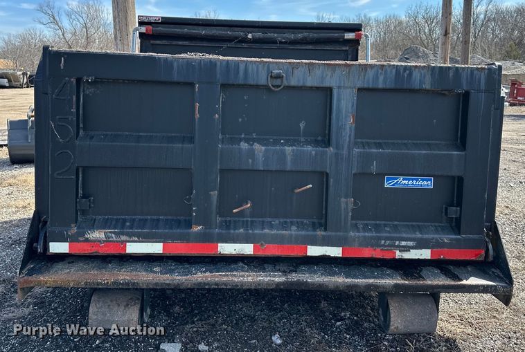 image for item DQ6380 2009 International 7300 dump truck