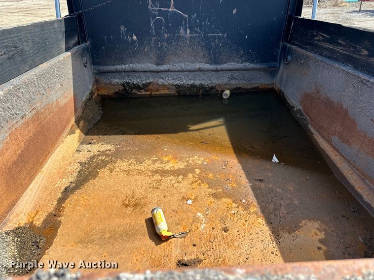 image for item DQ6380 2009 International 7300 dump truck