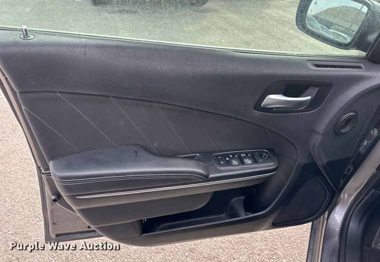 image for item DQ6388 2018 Dodge  Charger GT 