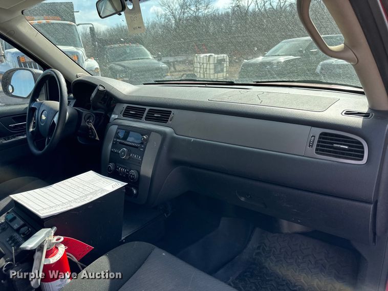 image for item DQ6389 2013 Chevrolet Tahoe SUV