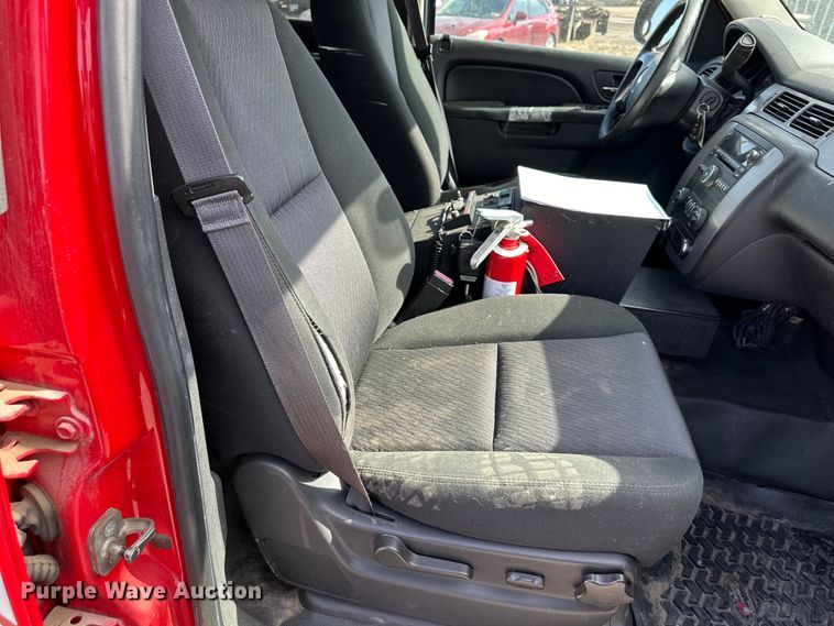 image for item DQ6389 2013 Chevrolet Tahoe SUV