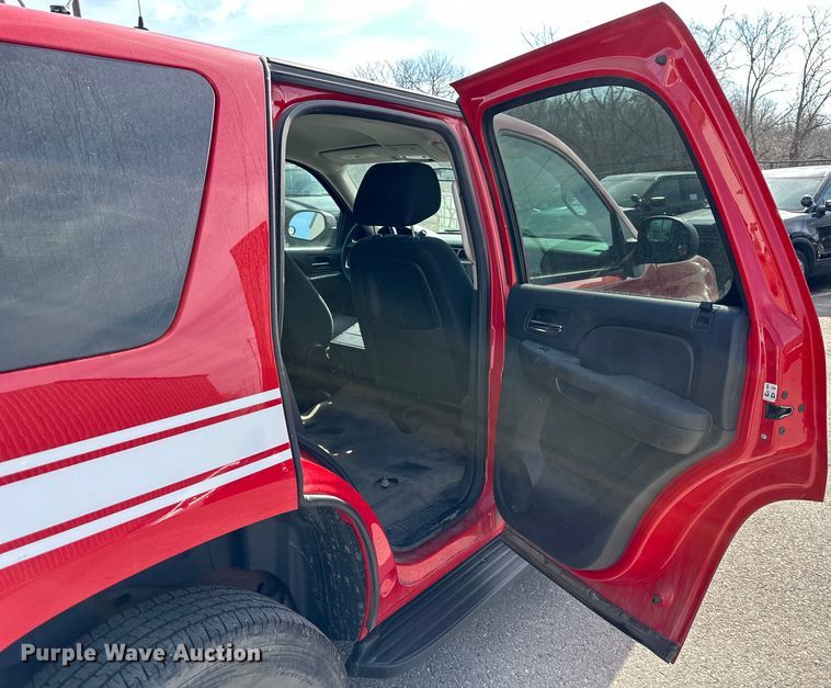 image for item DQ6389 2013 Chevrolet Tahoe SUV