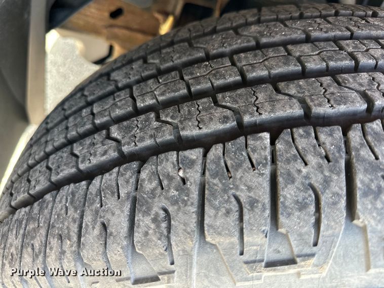 image for item DQ6389 2013 Chevrolet Tahoe SUV