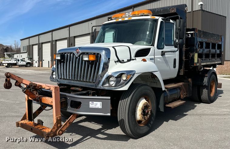 image for item DQ6391 2009 International  WorkStar 7300 dump truck