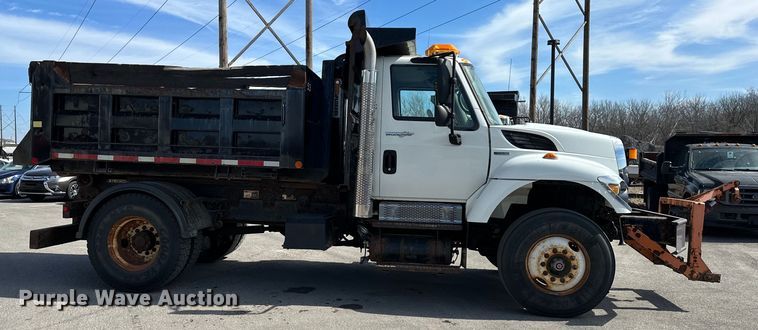 image for item DQ6391 2009 International  WorkStar 7300 dump truck