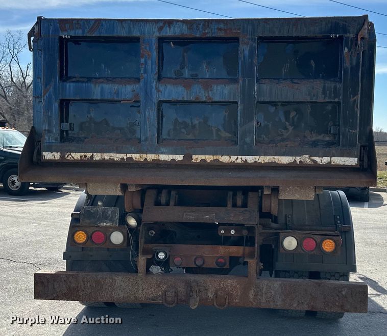 image for item DQ6391 2009 International  WorkStar 7300 dump truck