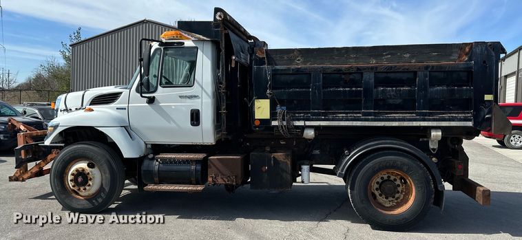 image for item DQ6391 2009 International  WorkStar 7300 dump truck