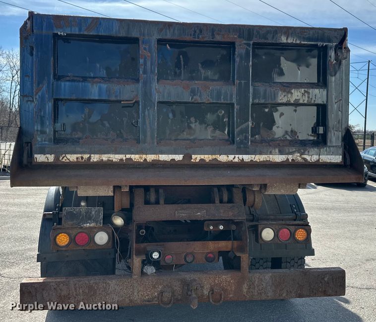 image for item DQ6391 2009 International  WorkStar 7300 dump truck
