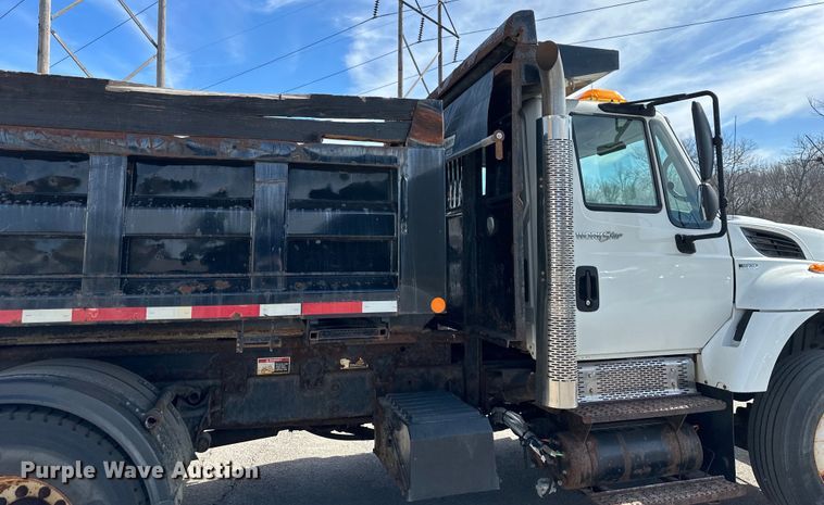 image for item DQ6391 2009 International  WorkStar 7300 dump truck