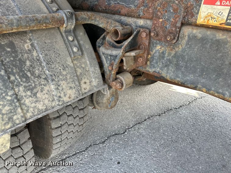 image for item DQ6391 2009 International  WorkStar 7300 dump truck