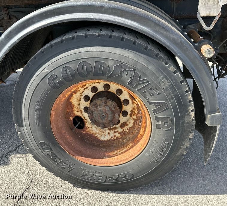 image for item DQ6391 2009 International  WorkStar 7300 dump truck