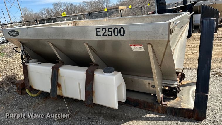 image for item DQ6391 2009 International  WorkStar 7300 dump truck