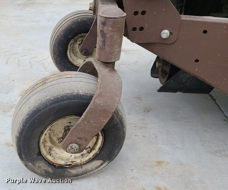 image for item DR7869 Grasshopper  922 ZTR lawn mower