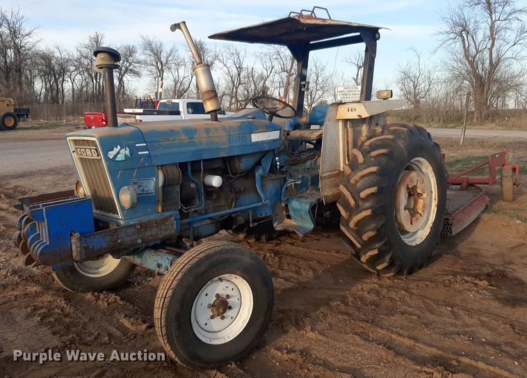 image for item DV9893 Ford  5900 tractor
