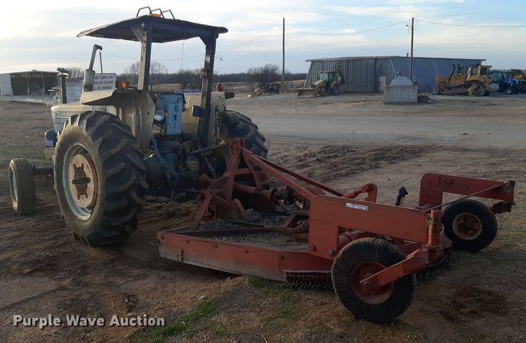 image for item DV9893 Ford  5900 tractor