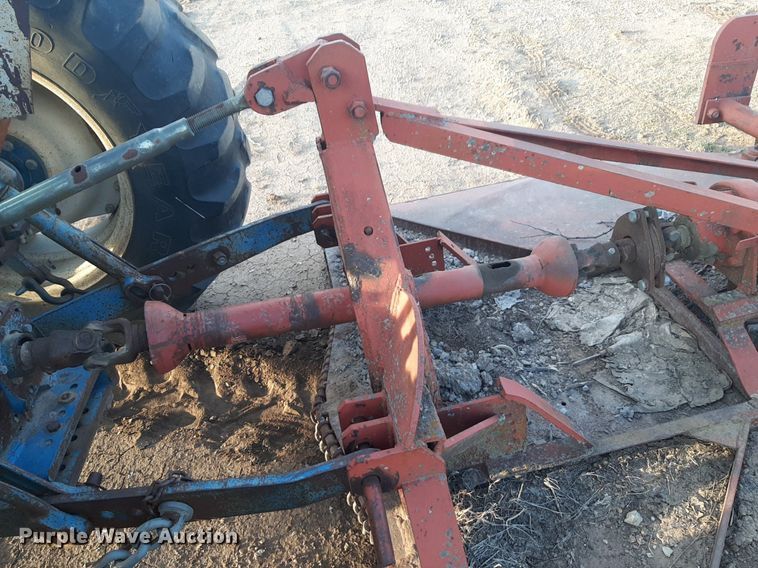 image for item DV9893 Ford  5900 tractor