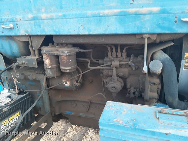 image for item DV9893 Ford  5900 tractor