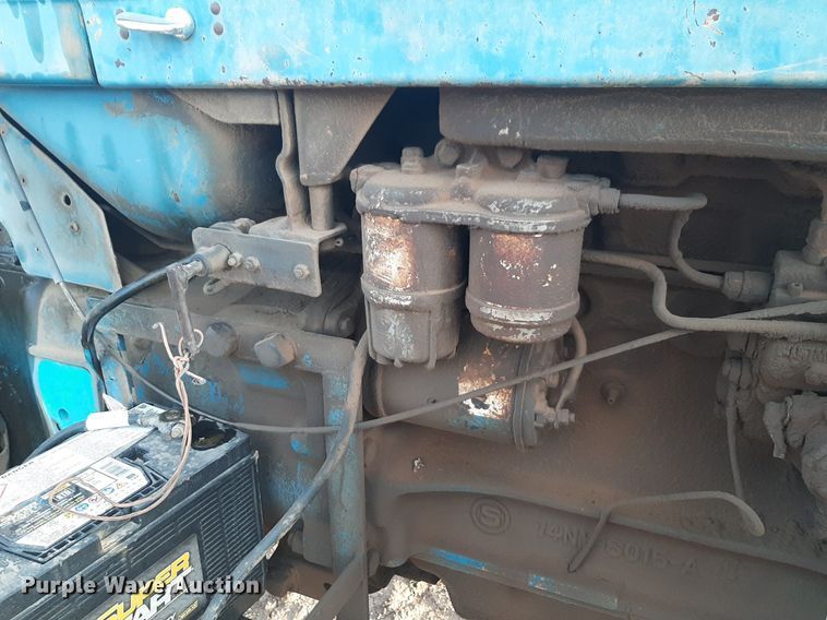 image for item DV9893 Ford  5900 tractor