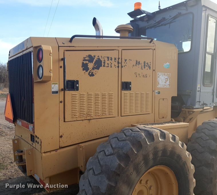 image for item DV9894 1998 Champion 720A motor grader