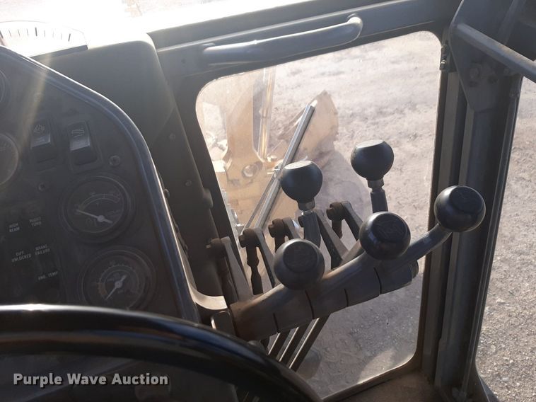 image for item DV9894 1998 Champion 720A motor grader