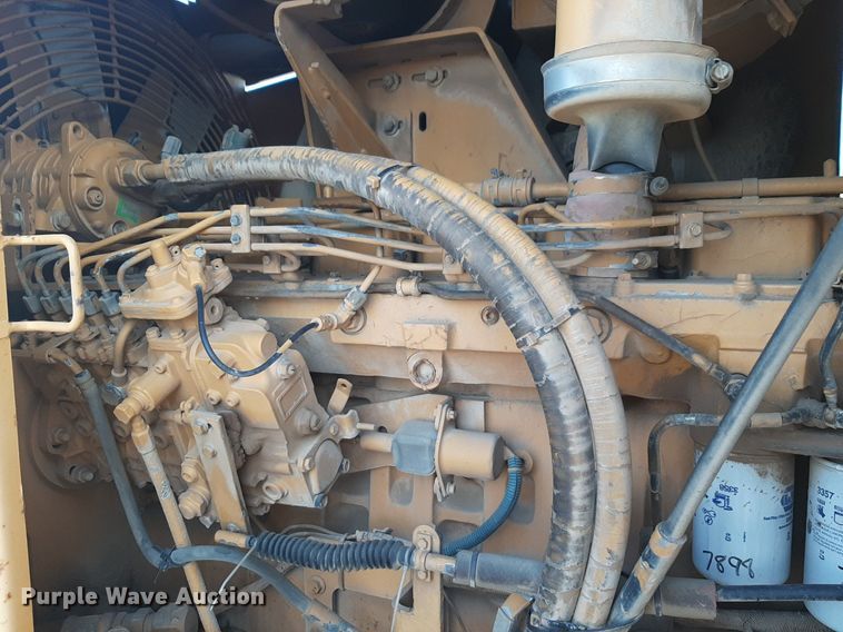 image for item DV9894 1998 Champion 720A motor grader