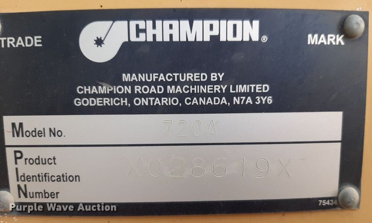 image for item DV9894 1998 Champion 720A motor grader