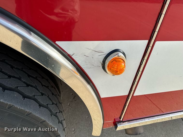 image for item EH6552 1996 Pierce Quint fire truck