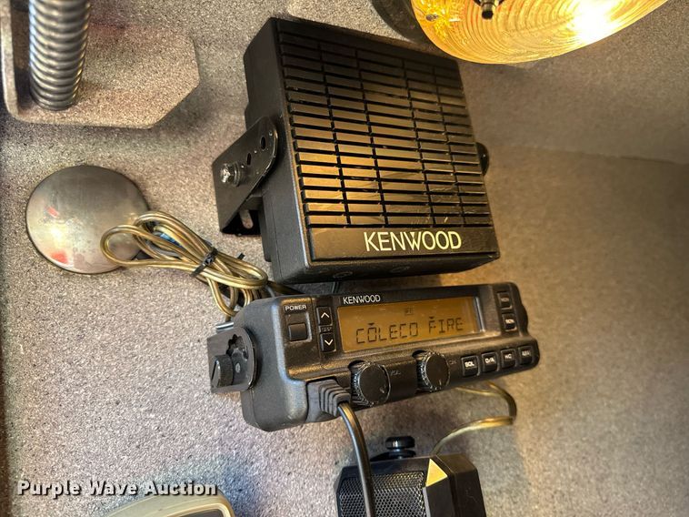 image for item EH6552 1996 Pierce Quint fire truck