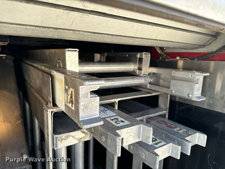 image for item EH6552 1996 Pierce Quint fire truck