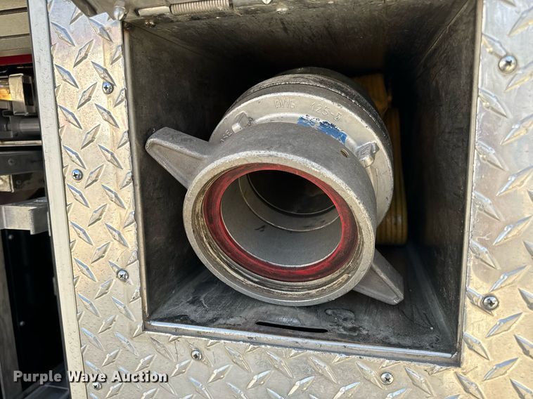 image for item EH6552 1996 Pierce Quint fire truck