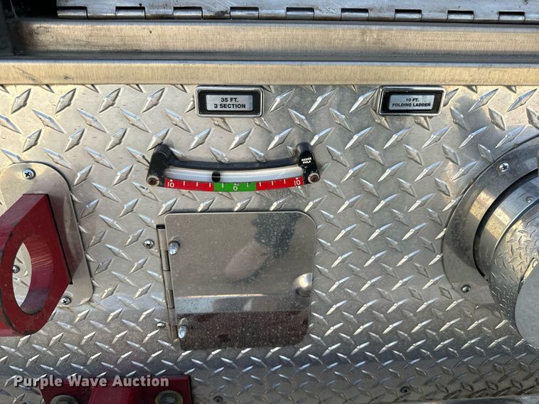 image for item EH6552 1996 Pierce Quint fire truck