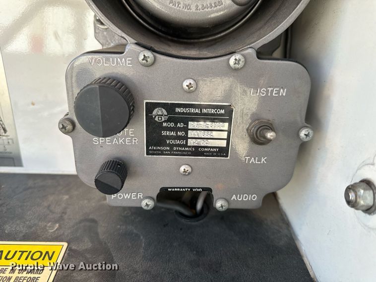 image for item EH6552 1996 Pierce Quint fire truck